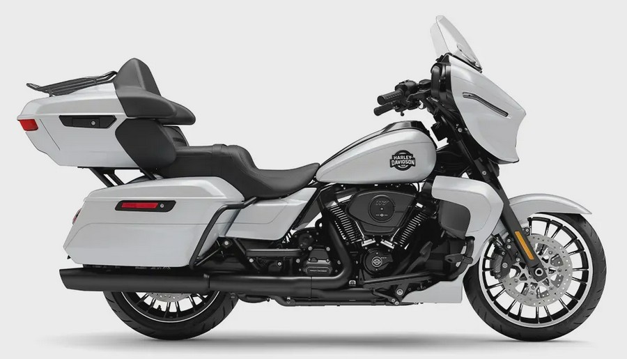 2026 Harley-Davidson® Street Glide Limited White Onyx Pearl Black Trim