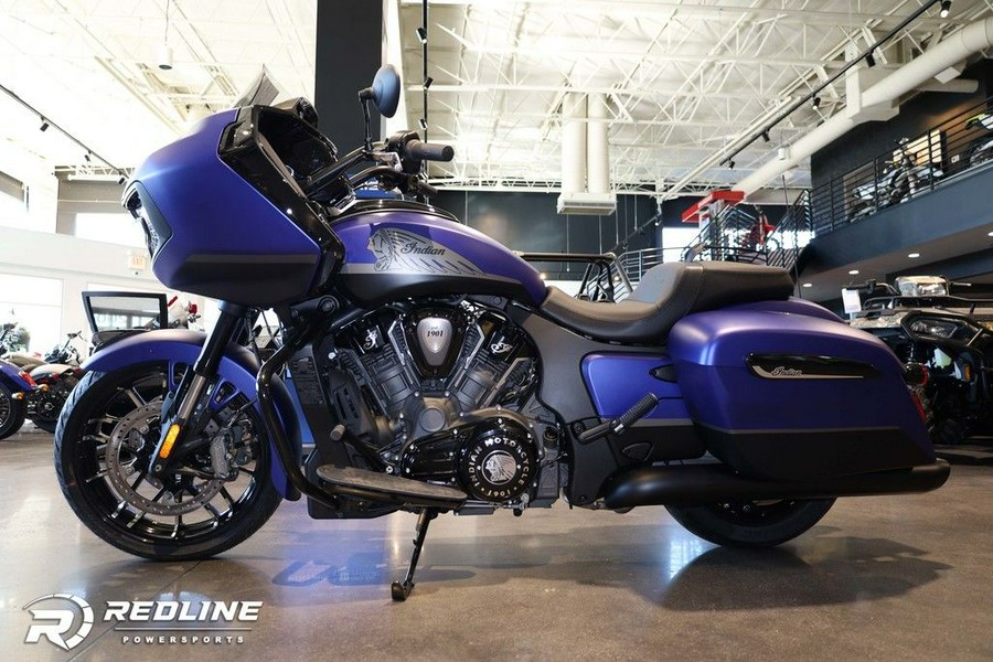 2024 Indian Motorcycle® Challenger® Dark Horse® Spirit Blue Smoke