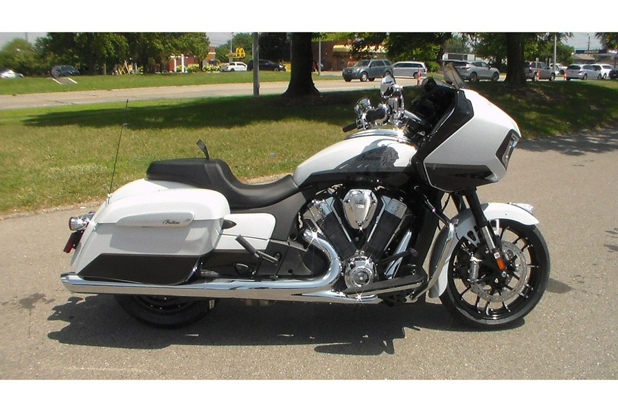 2025 Indian Motorcycle CHALLENGER LIMITED, 49ST Limited