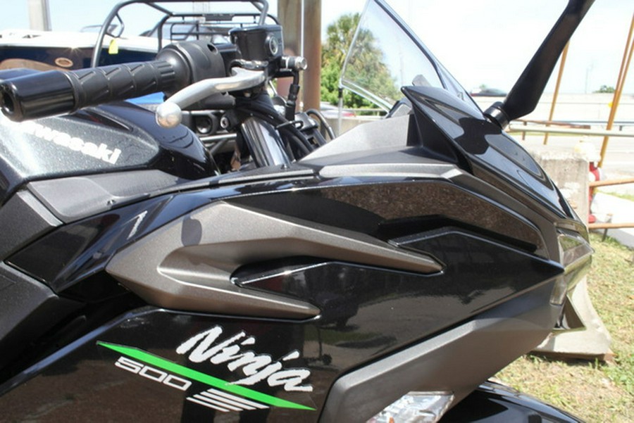 2024 Kawasaki Ninja 500 KRT Edition