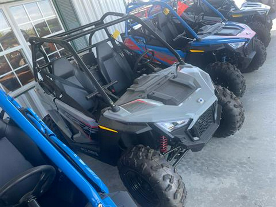 2024 Polaris RZR 200 EFI