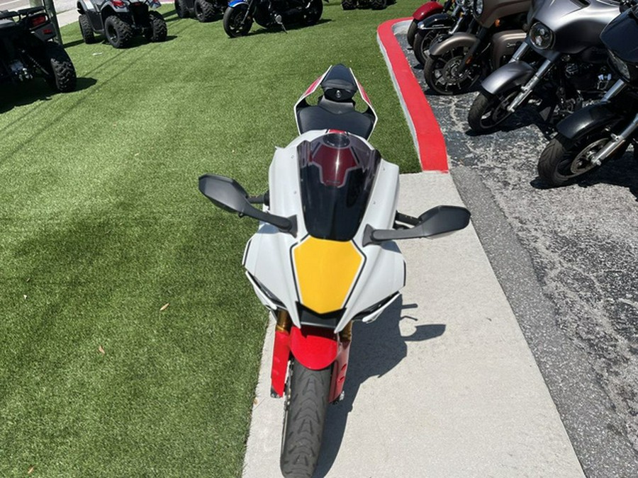 2022 Yamaha YZF R1 Moto GP 60Th Anniversary Edition