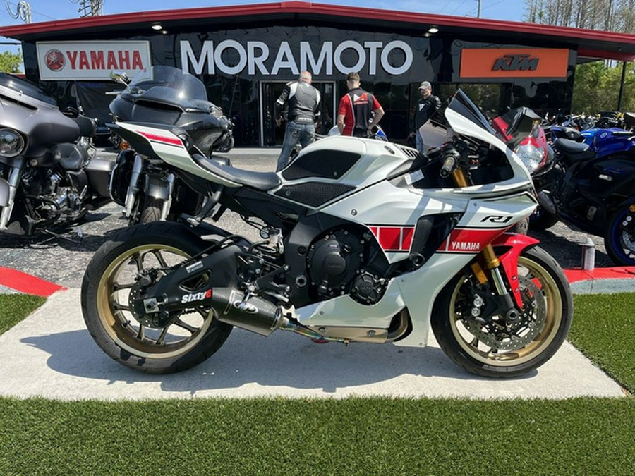 2022 Yamaha YZF R1 Moto GP 60Th Anniversary Edition