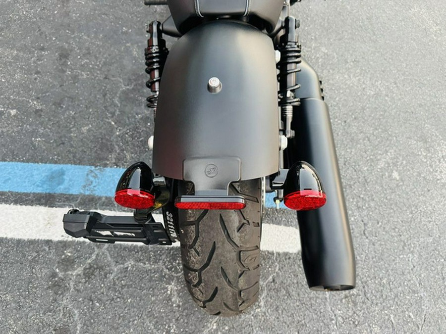 2025 Indian Scout Sixty Bobber Black Metallic