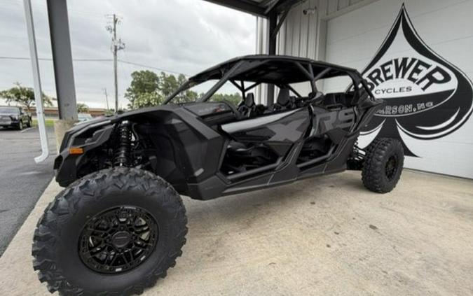 2026 Can-Am® Maverick X3 Max X RS Turbo RR Triple Black_4.5 in