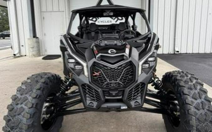 2026 Can-Am® Maverick X3 Max X RS Turbo RR Triple Black_4.5 in