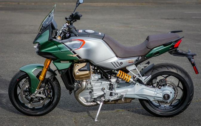 2023 Moto Guzzi V100 Mandello S