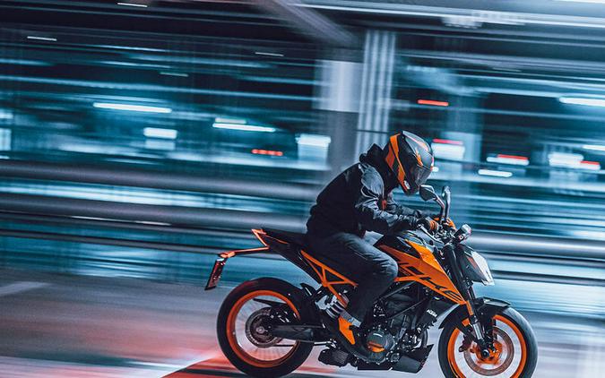 2023 KTM Duke 200