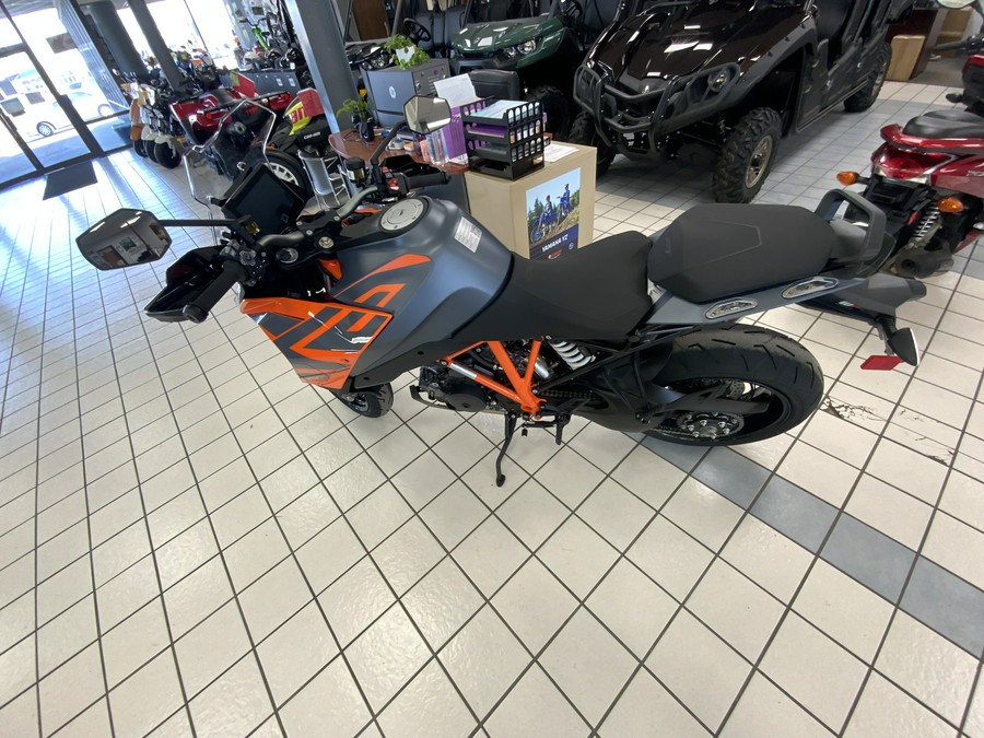 2024 KTM Super Duke 1290 GT