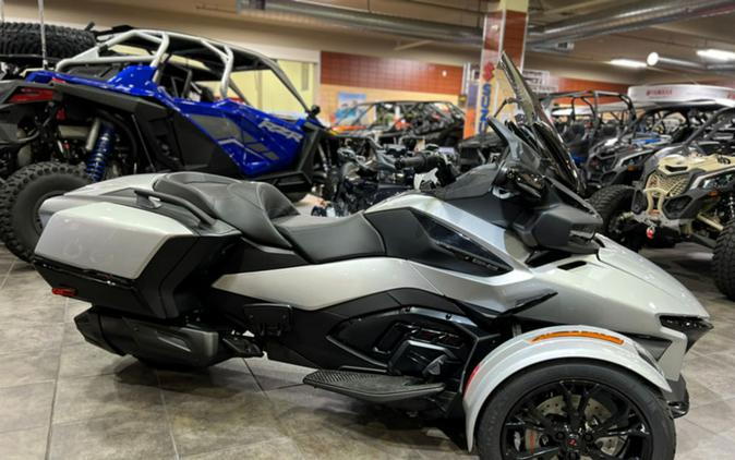 2023 Can-Am™ Spyder RT Base