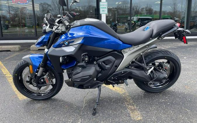 New 2026 BMW R 1300 R