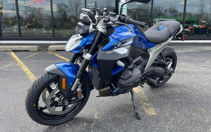 New 2026 BMW R 1300 R