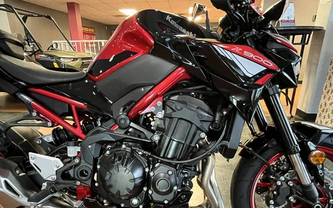 2024 Kawasaki Z900 ABS Candy Persimmon Red/Ebony