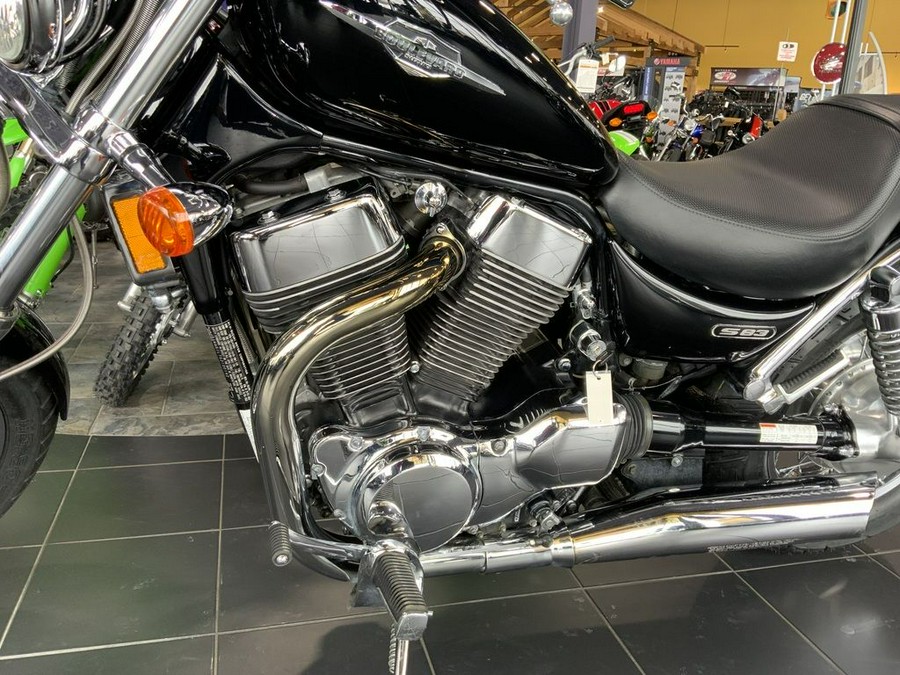 2005 Suzuki Boulevard S83