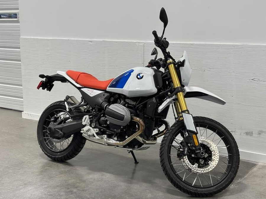 2026 BMW R 12 G/S Light White