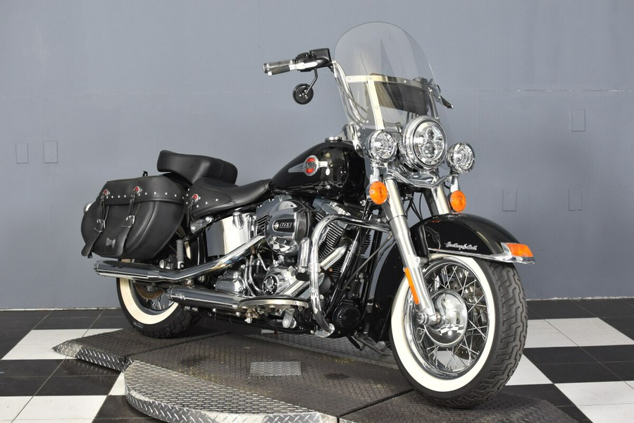 2016 Harley-Davidson Heritage Softail Classic FLSTC