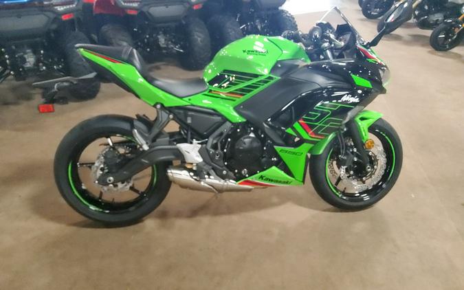 2024 Kawasaki Ninja® 650 KRT EDITION ABS