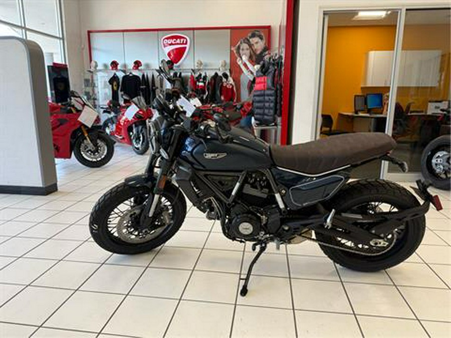 2025 Ducati Scrambler Nightshift