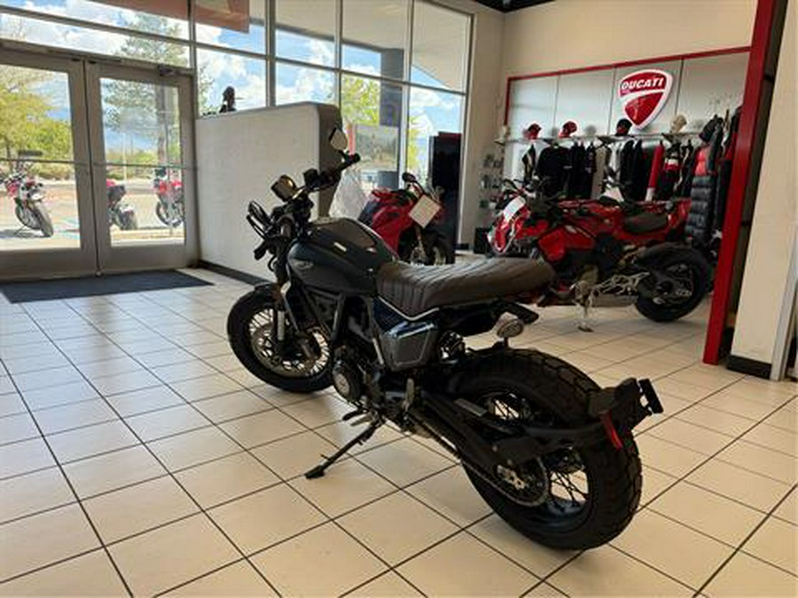 2025 Ducati Scrambler Nightshift