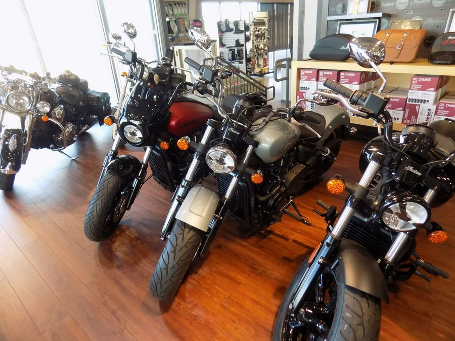 2025 Indian Motorcycle® Scout® Sixty Classic Limited Frost Silver