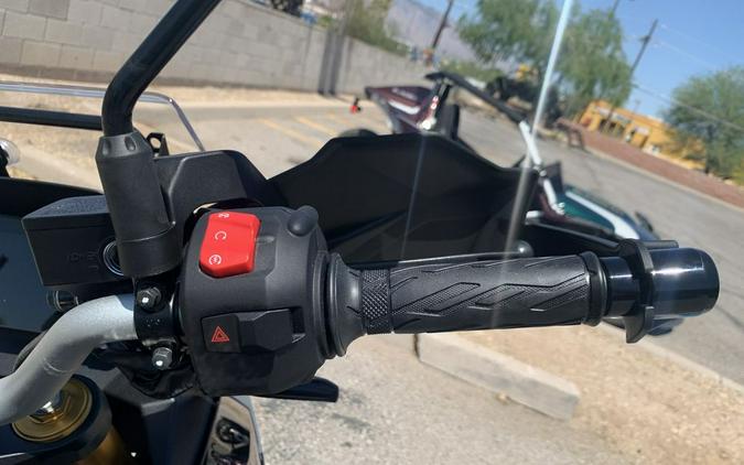 2025 Suzuki V-STROM 800DE