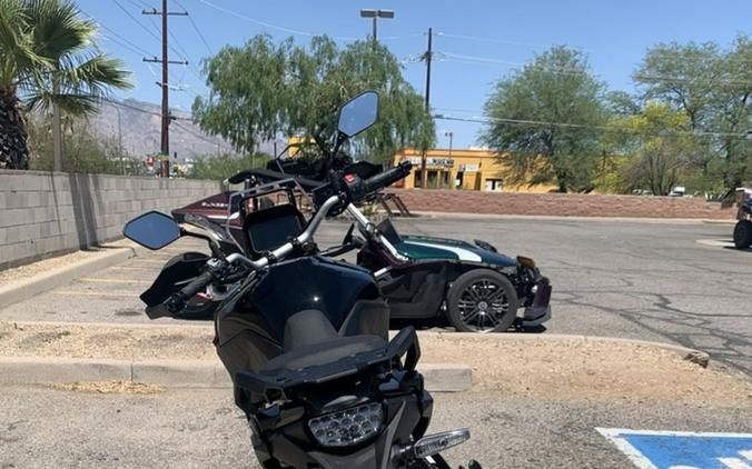 2025 Suzuki V-STROM 800DE