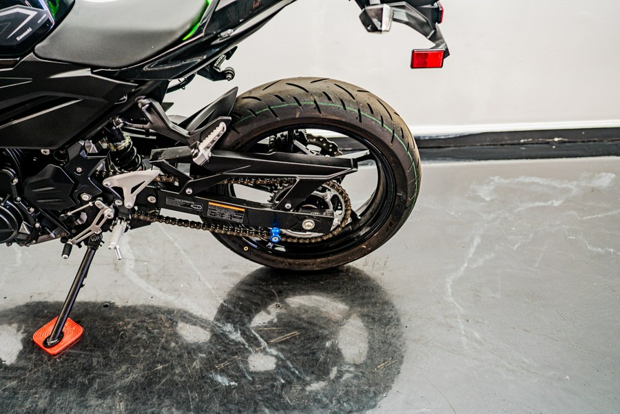 2022 Kawasaki Z400 ABS