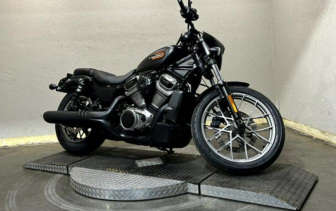 Harley-Davidson® Nightster™ Special 2023 RH975S 314660B BLACK DENIM