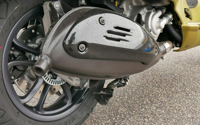 2024 Vespa GTS 300