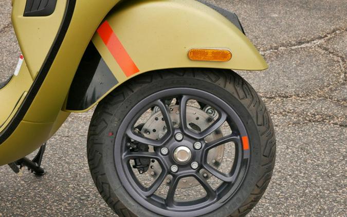 2024 Vespa GTS 300