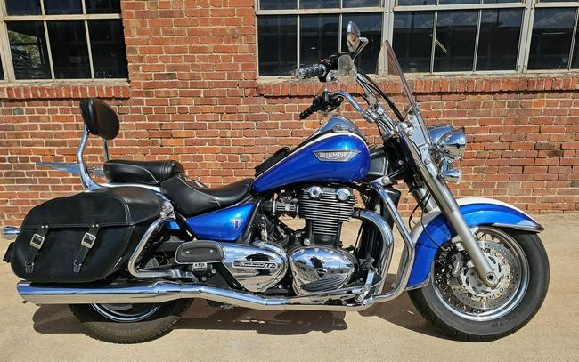 2014 Triumph Thunderbird Base
