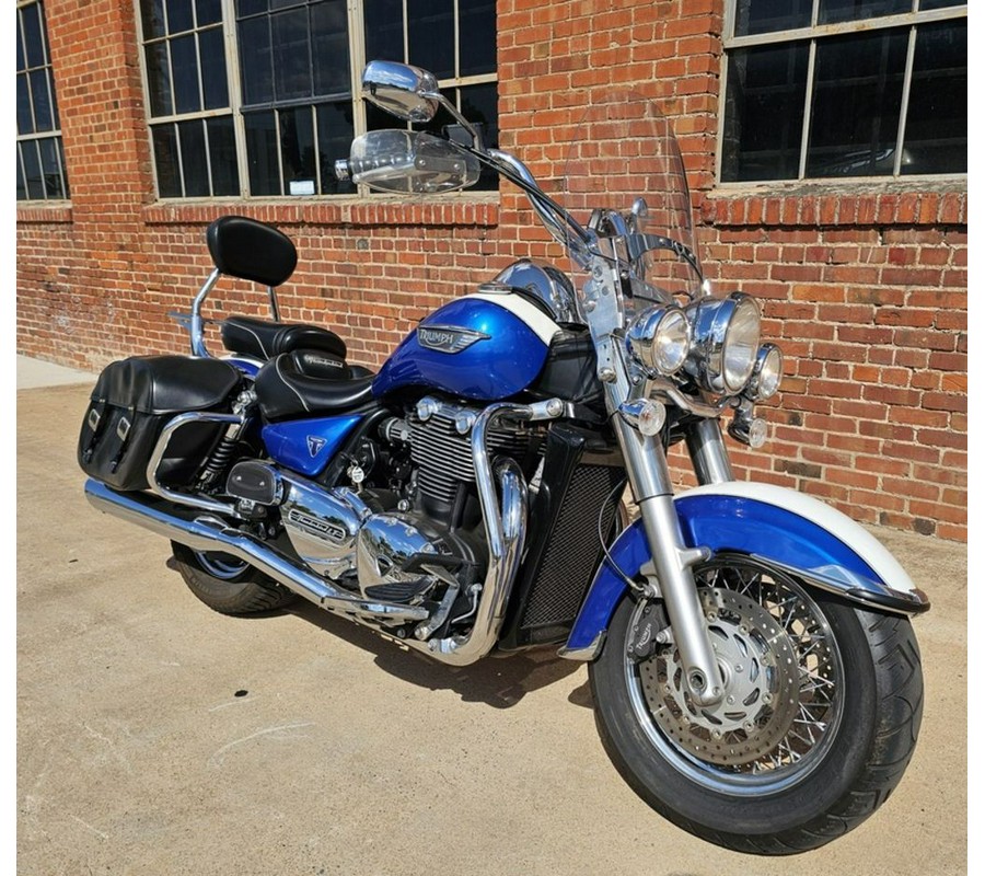 2014 Triumph Thunderbird Base