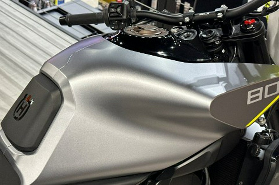 2025 Husqvarna Vitpilen 801