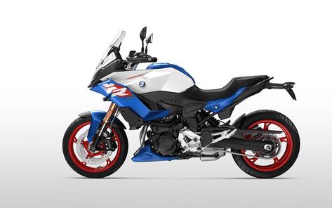 2025 BMW F 900 XR