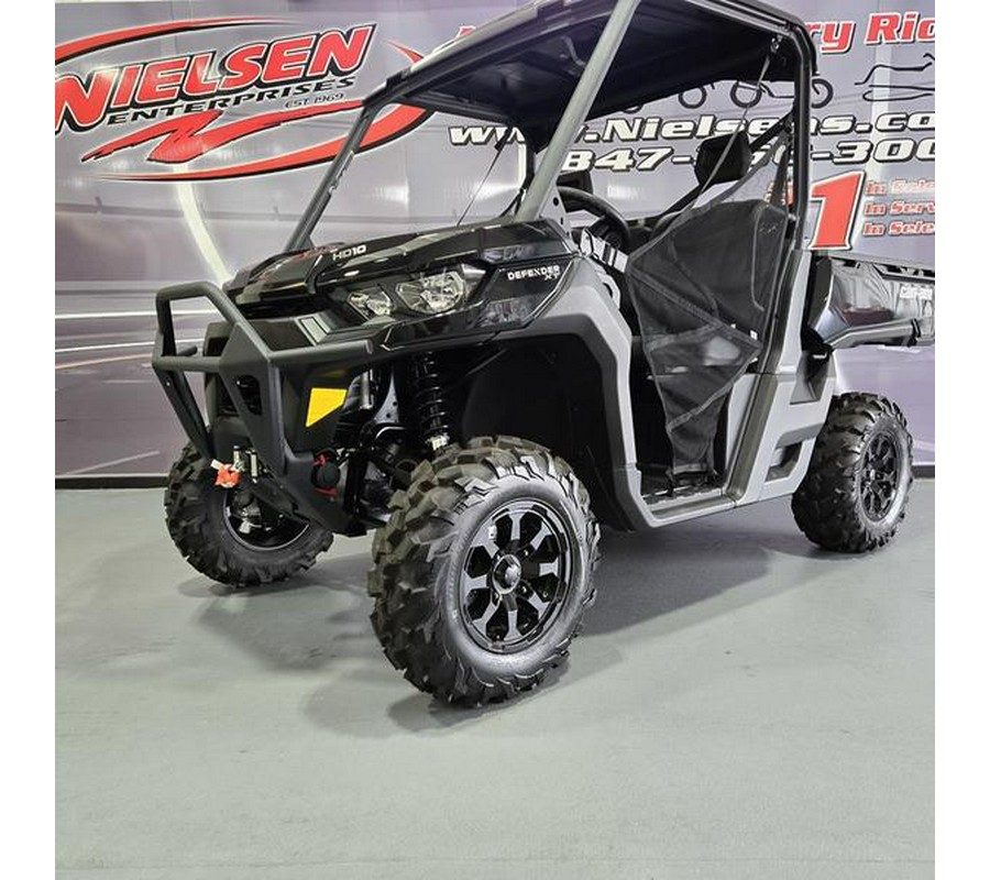 2023 Can-Am® Defender XT HD10