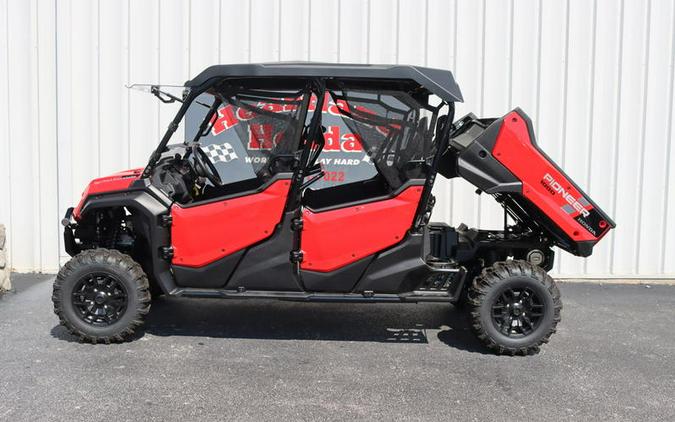 2024 Honda® Pioneer 1000-6 Deluxe Crew