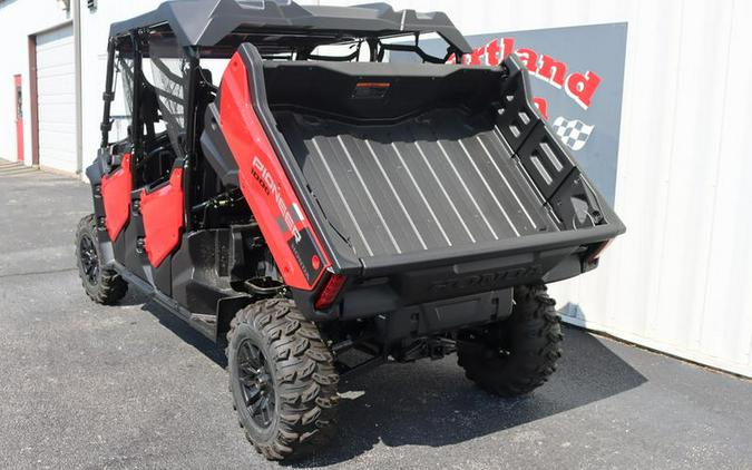 2024 Honda® Pioneer 1000-6 Deluxe Crew