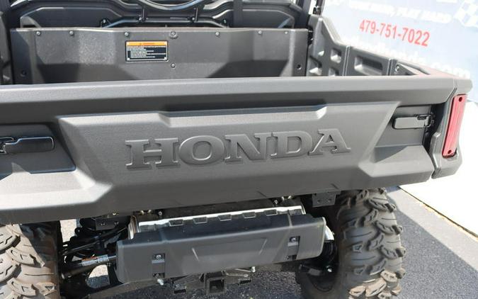 2024 Honda® Pioneer 1000-6 Deluxe Crew