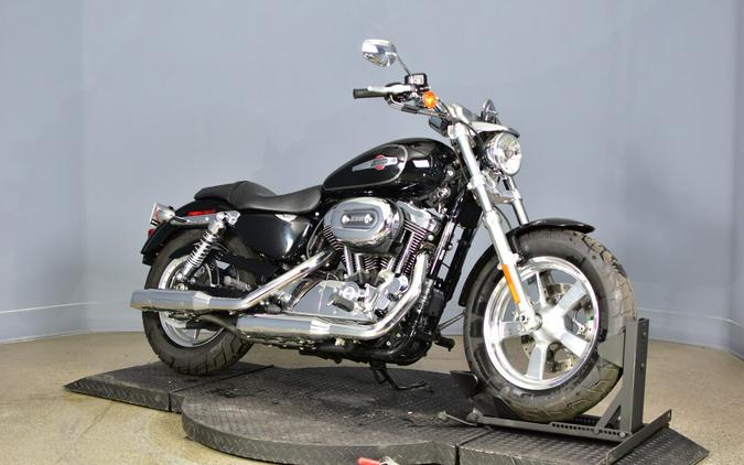 2015 Harley-Davidson 1200 Custom