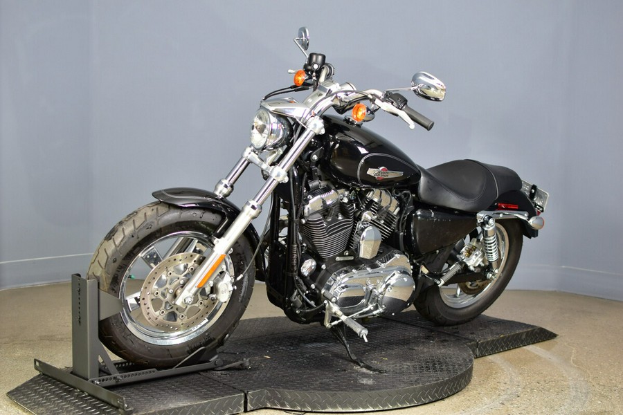 2015 Harley-Davidson 1200 Custom