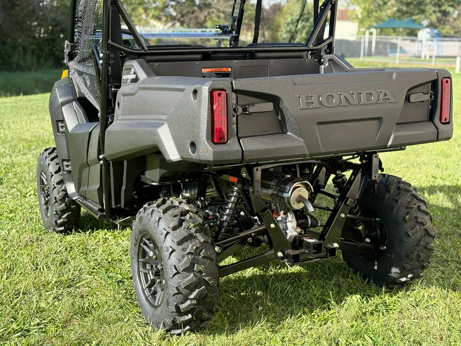 2026 Honda Pioneer 700 Deluxe