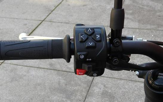 2026 Triumph Trident 660 Triple Tribute Edition Sapphire Black and Cobalt Blue