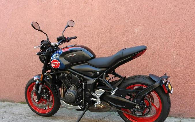 2026 Triumph Trident 660 Triple Tribute Edition Sapphire Black and Cobalt Blue