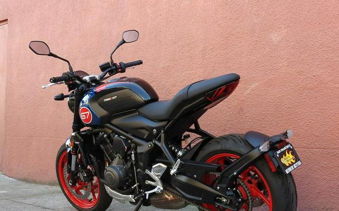 2026 Triumph Trident 660 Triple Tribute Edition Sapphire Black and Cobalt Blue