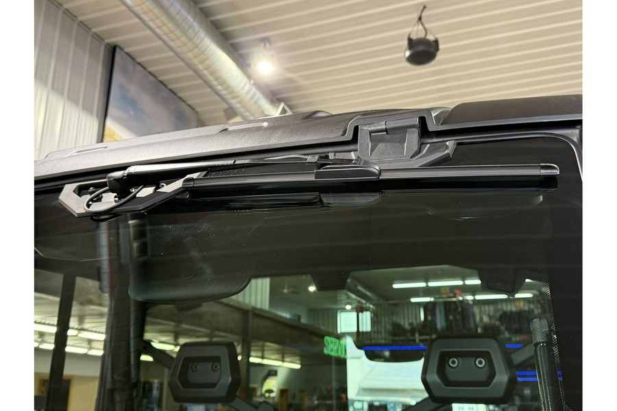 2026 Can-Am DEFENDER LIMITED HD11