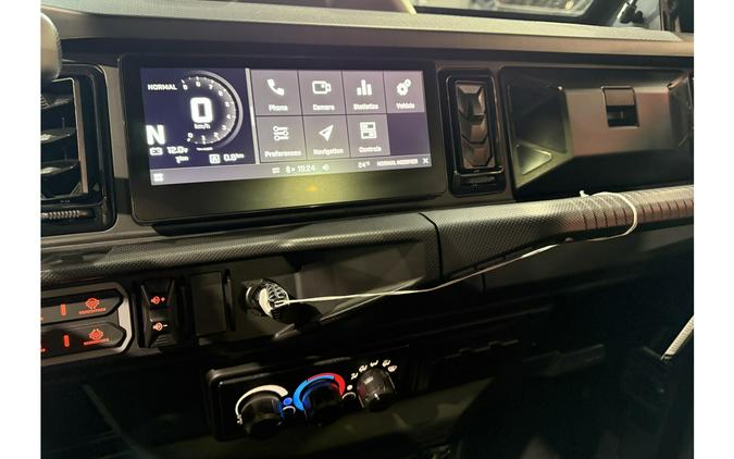 2026 Can-Am DEFENDER LIMITED HD11