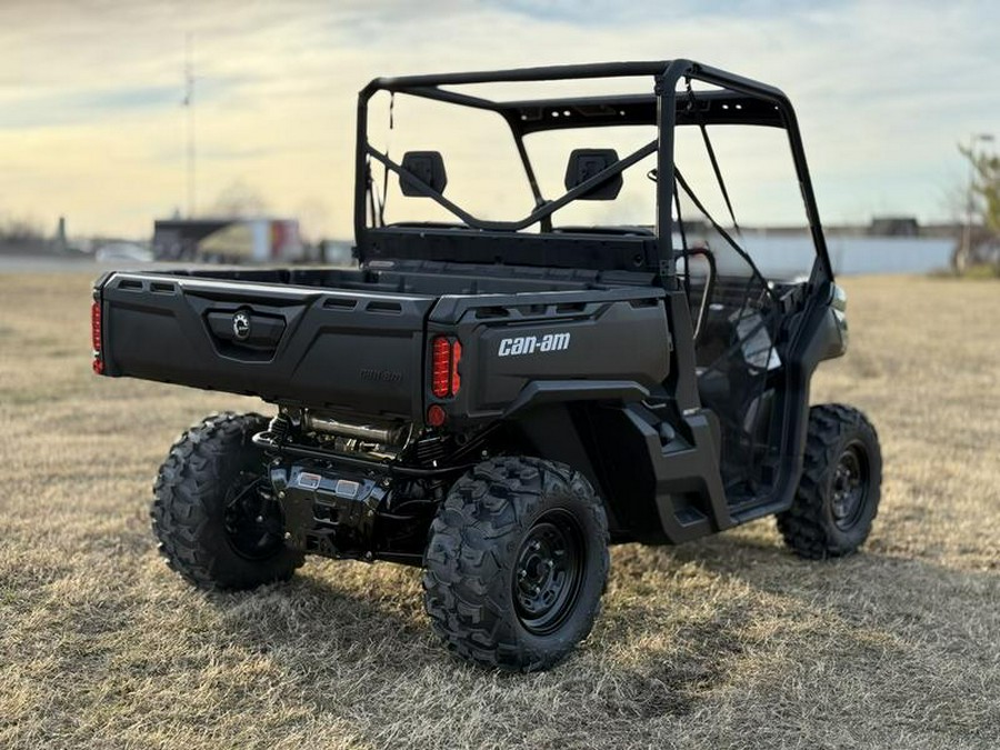 2026 Can-Am® Defender HD9