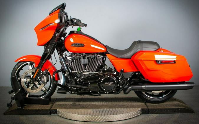 2026 Harley-Davidson Street Glide FLHX