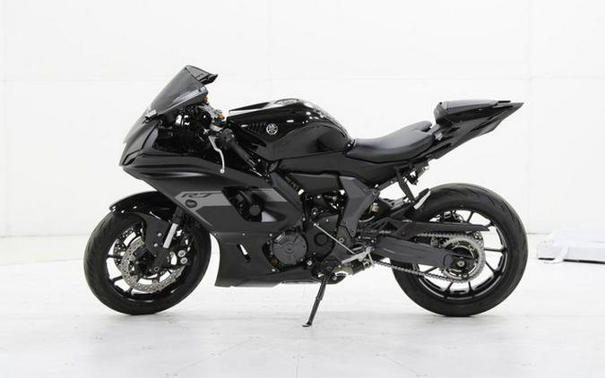 2025 Yamaha YZF R7