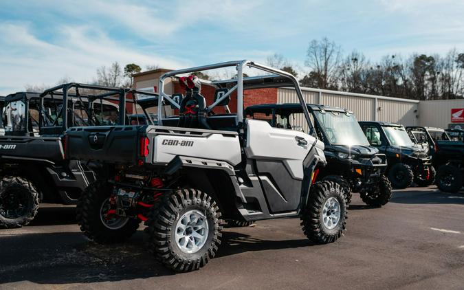 2024 Can-Am Defender X MR With Half Doors HD10